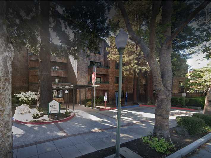 Lytton Gardens I