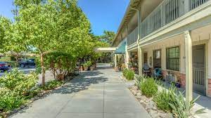 Esseff Village Apartments Thousand Oaks