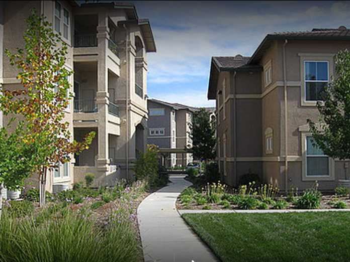 Geneva Pointe Apartments Elk Grove