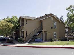 Auburn Court Apartments Auburn