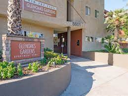 Glenoaks Gardens Sun Valley