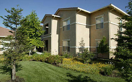 Saratoga Senior Apartments Vacaville