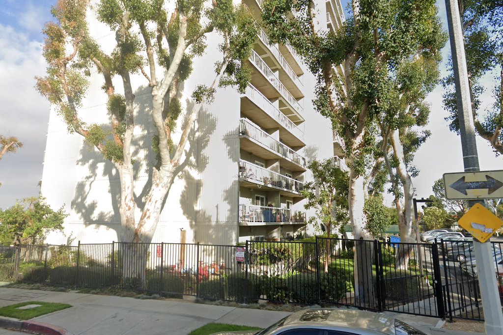 Harbor Tower Apartment for Seniors