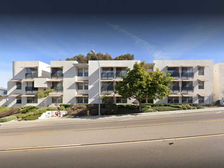 Iris Apartments - CA