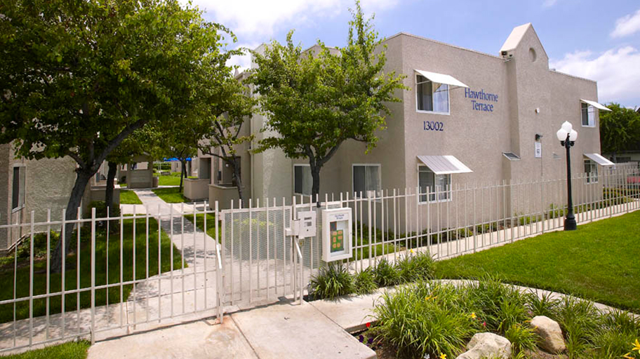 Hawthorne Terrace - CA