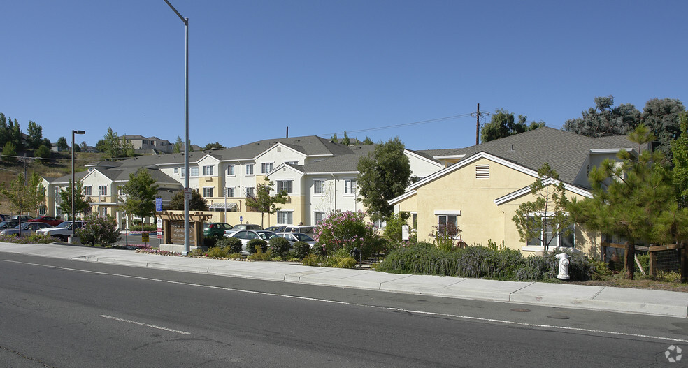 Rodeo Senior Apartments