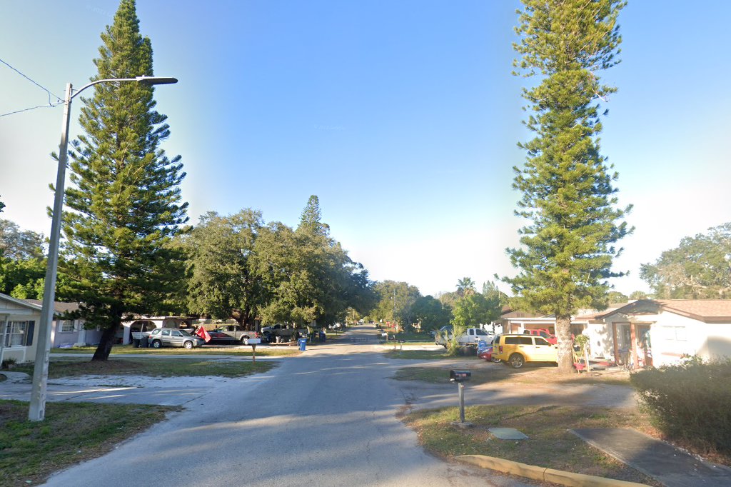 Holiday Heights Living Center