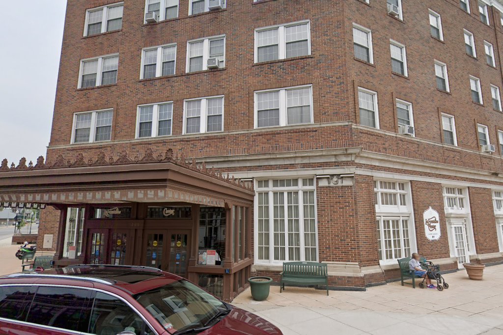 Lafontaine Center