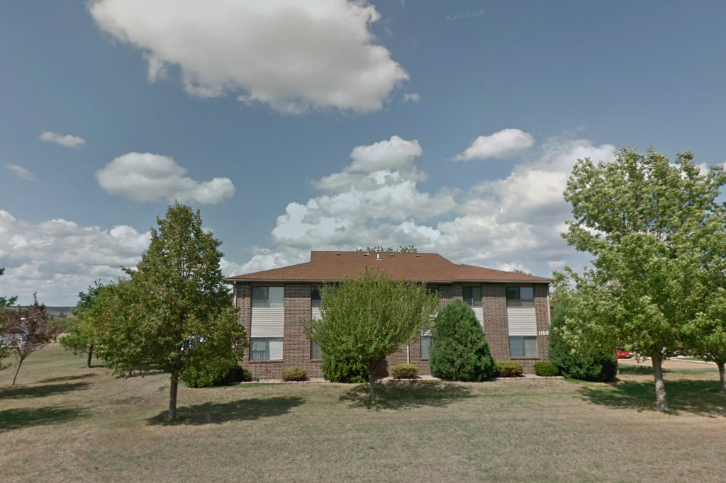 Maple River Apartments