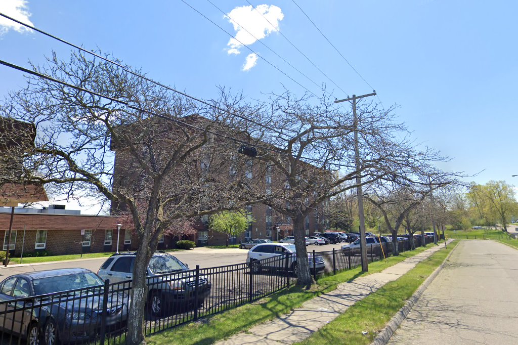 Carriage Circle Apartments