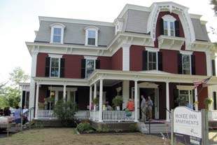 Mckee Inn