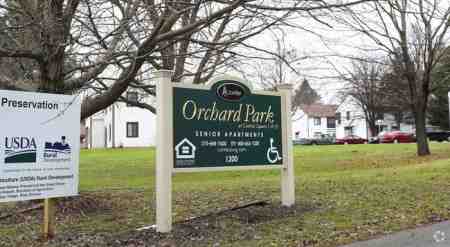Orchard Park at Central Square for Seniors