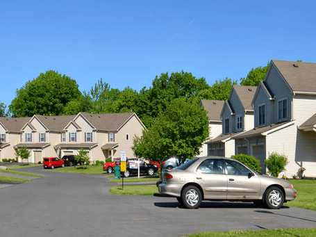 Maple Grove Apartments - Farmington