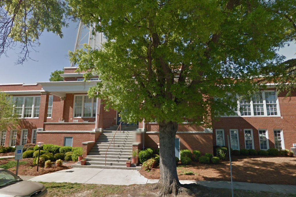 Dallas High School Apartments for Seniors
