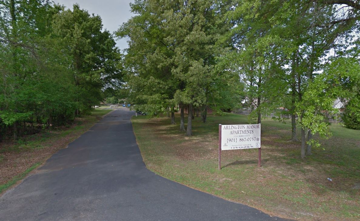 Arlington Manor Apartments - TN