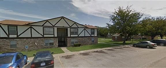 Pecan Tree Square Apartments