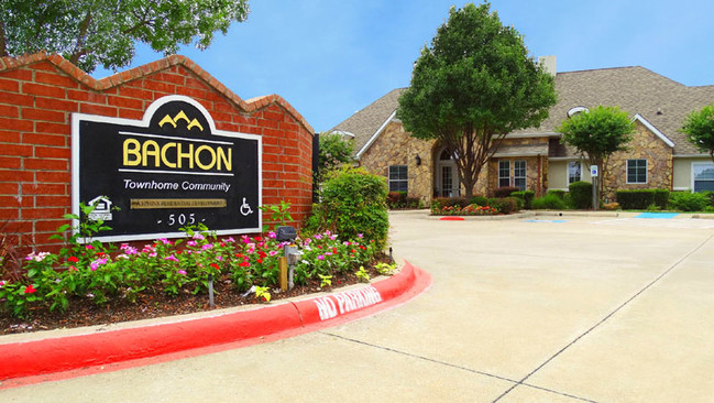 Bachon Townhomes Wylie