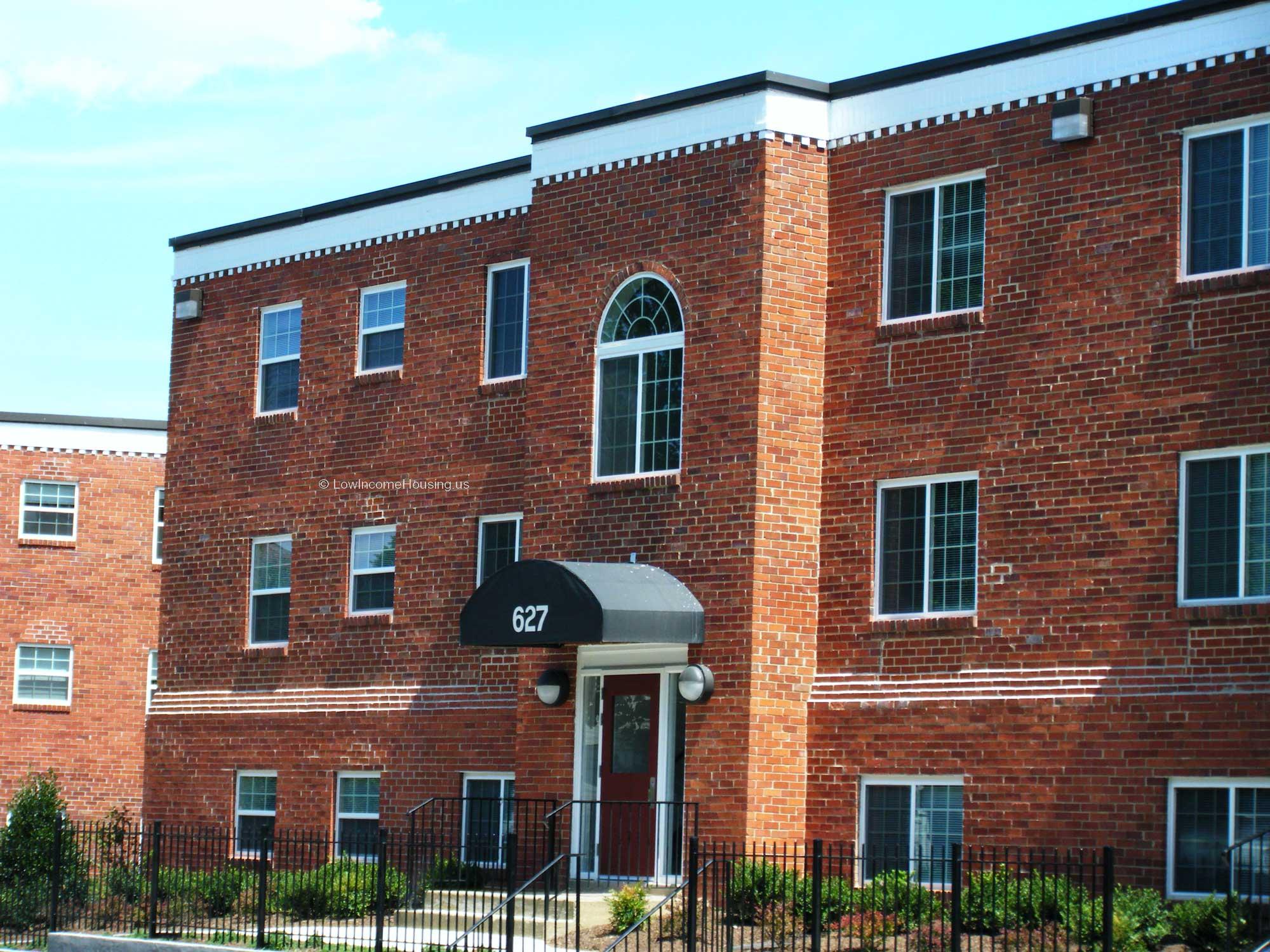 Beverly Park Apartments